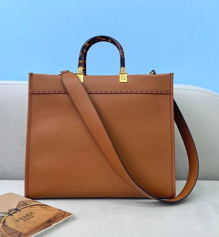 Fendi Sunshine Shopper Medium Bag