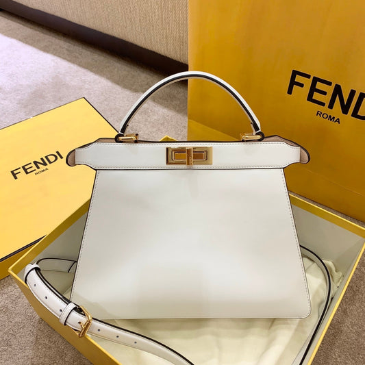 Fendi Peekaboo  Small iseeu Bag