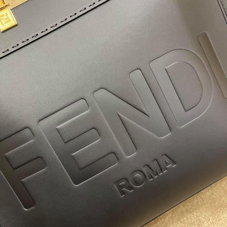 Fendi Sunshine Shopper Meduim Bag