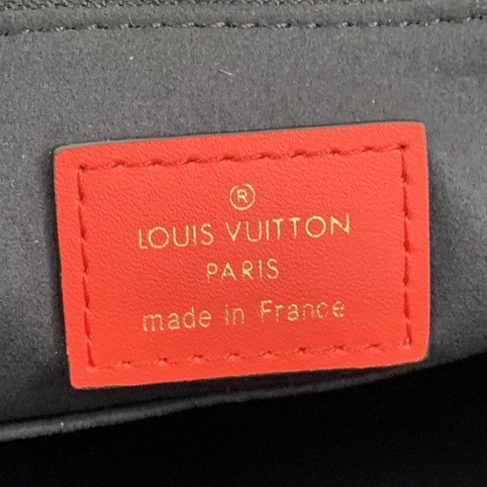 Louis Vuitton Embossed Leather Crafty Onthego GM M45373