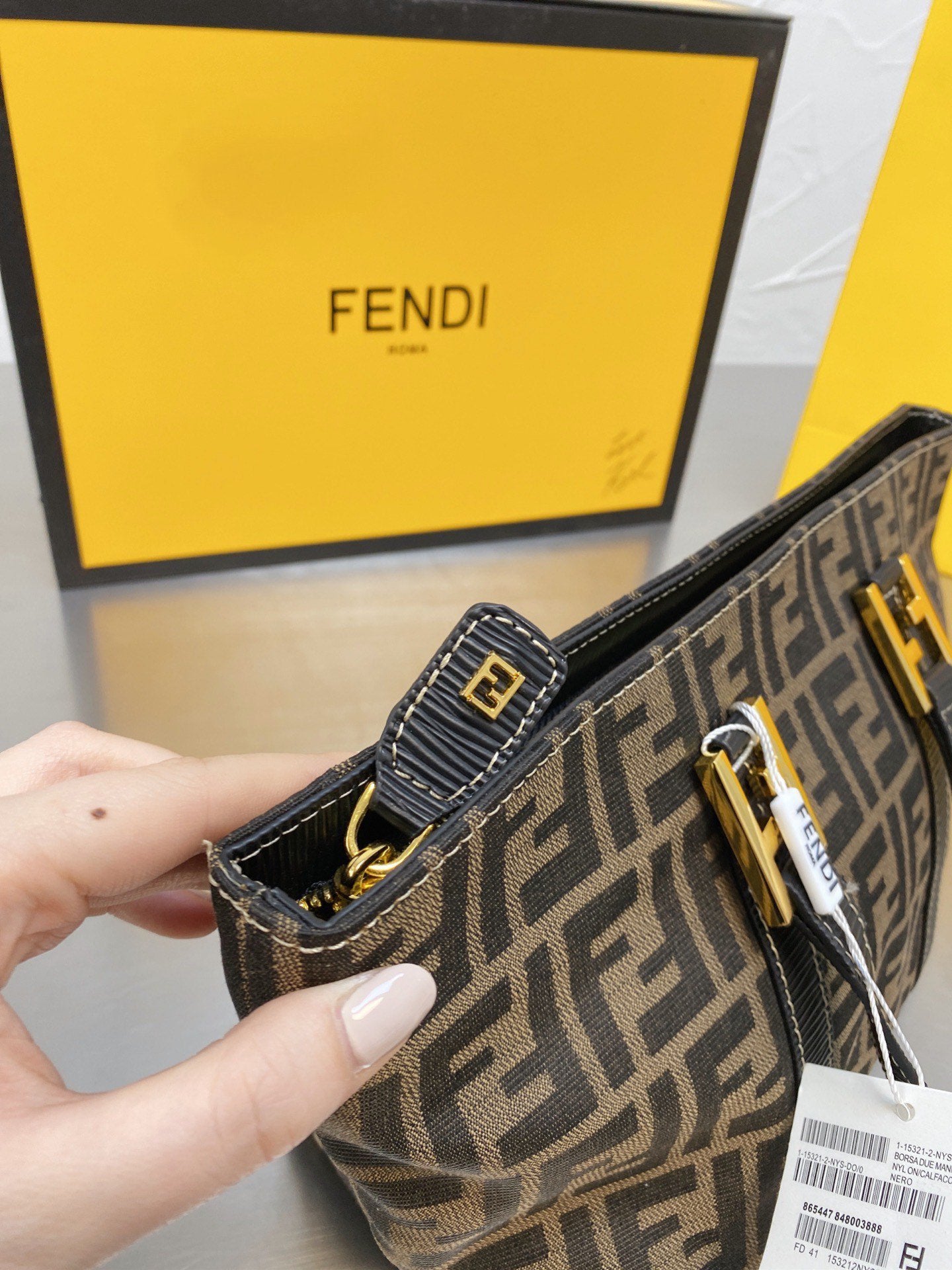 Luxury Designer Bags Fendi 104