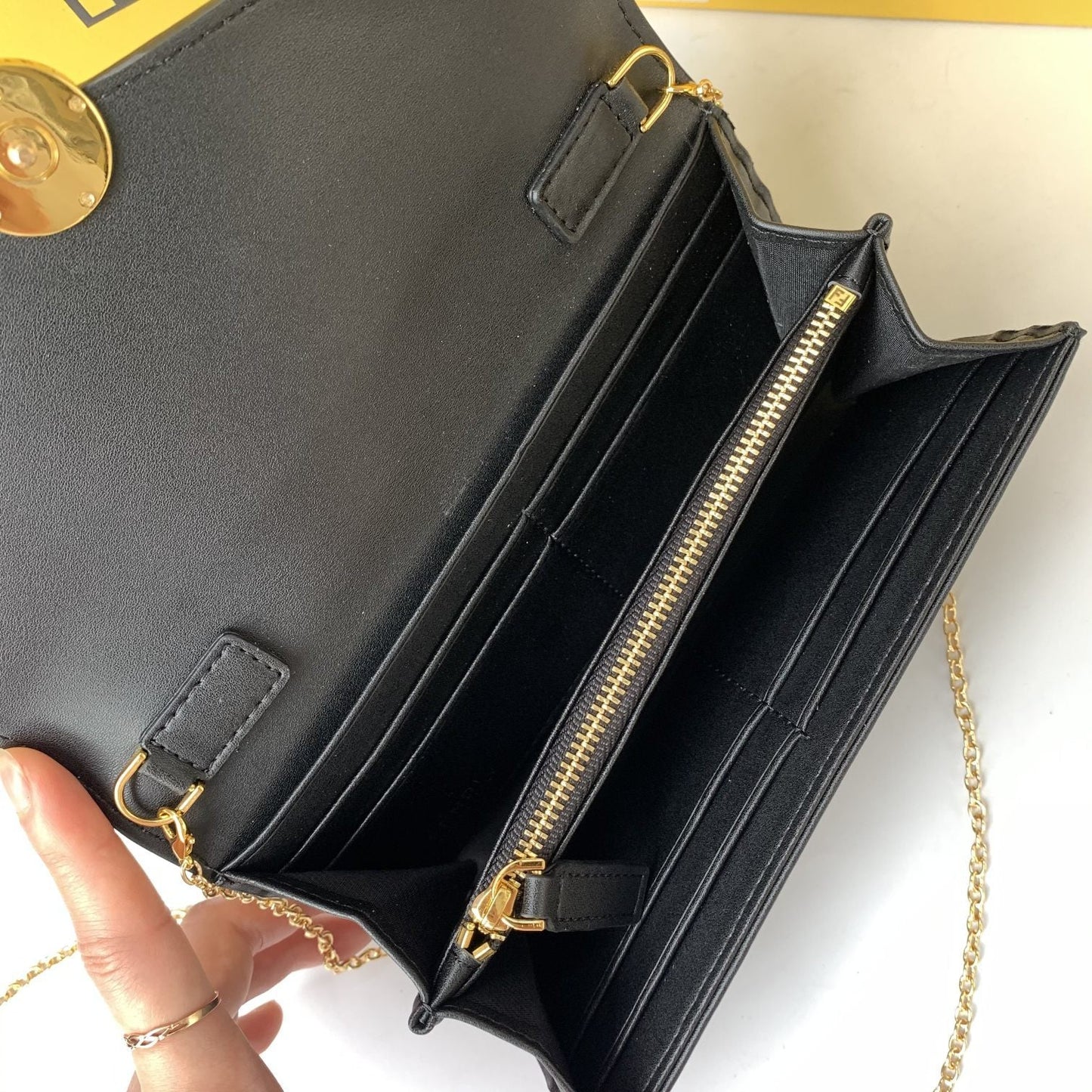 Luxury Designer Bags Fendi 169