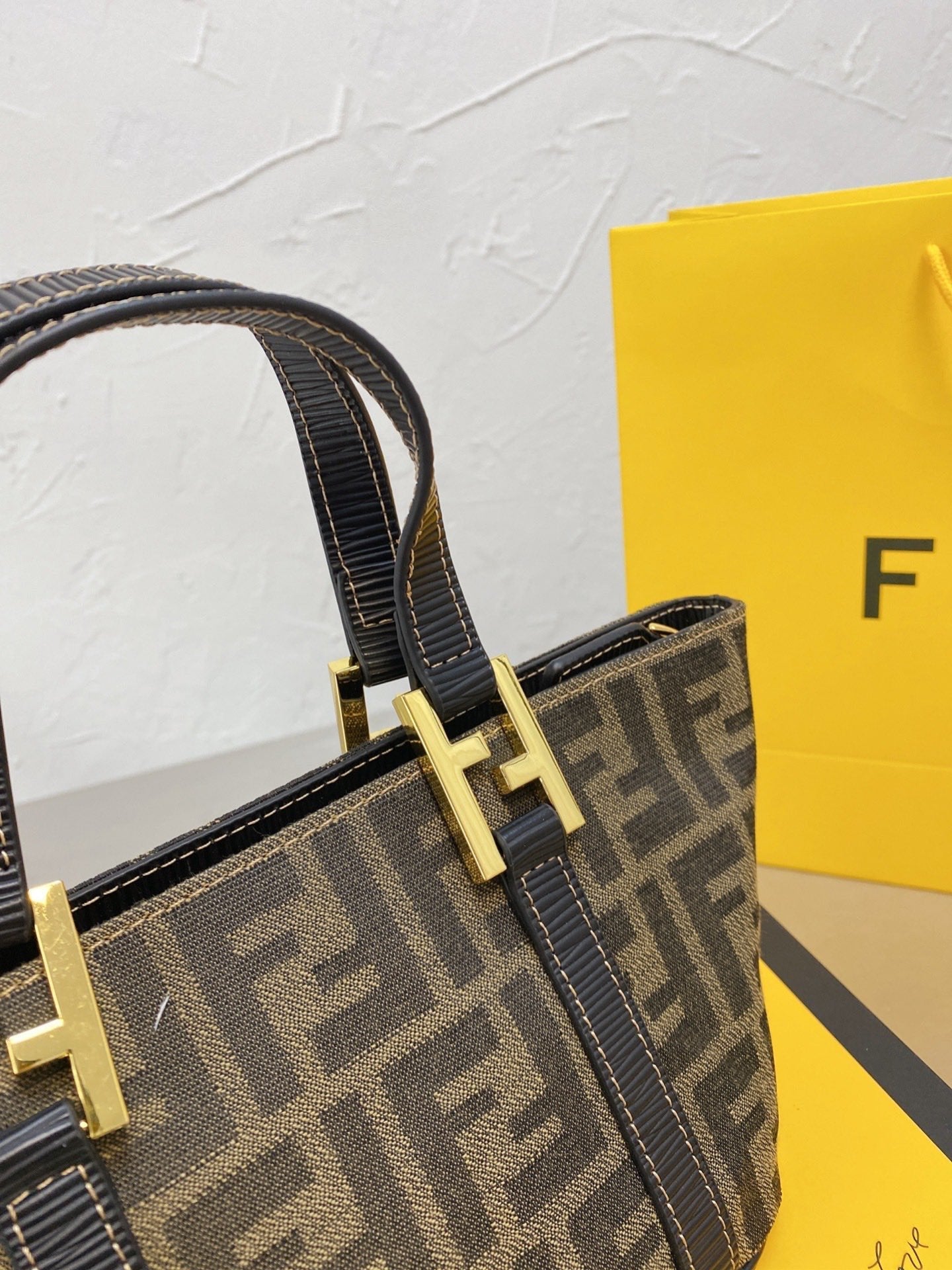 Luxury Designer Bags Fendi 105