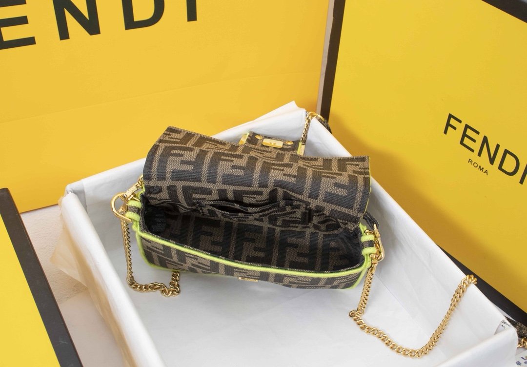 Luxury Designer Bags Fendi 162