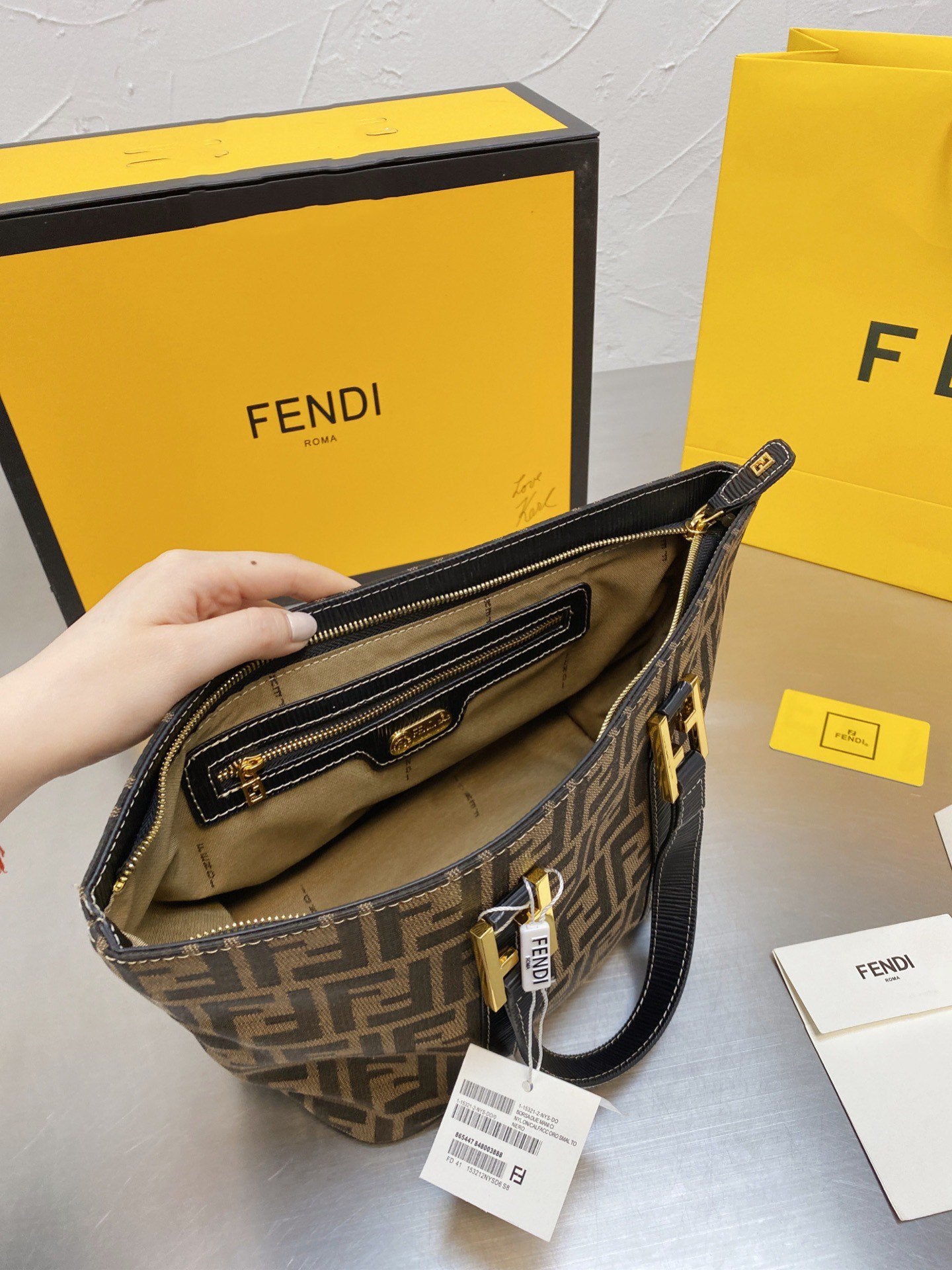 Luxury Designer Bags Fendi 104