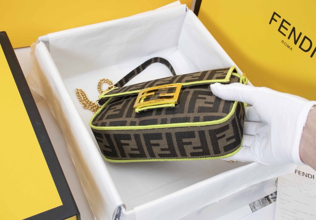 Luxury Designer Bags Fendi 162